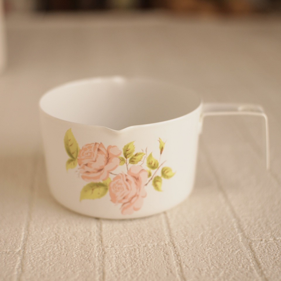 イマン ダイアナローズ ホーロー メジャーカップ 計量カップ 200ml