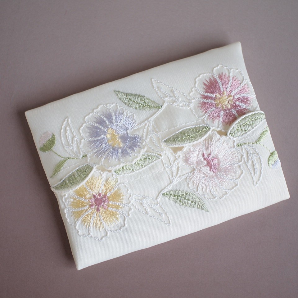 セール！30%off！アンティークレース風 スワトウ刺繍 レースハンカチ