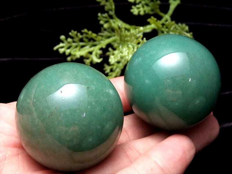 つやつや高品質 アベンチュリン（砂金水晶）丸玉 直径60mm前後