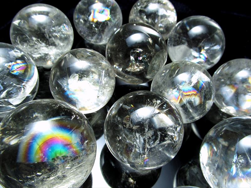 無垢水晶（穴無し水晶） 超透明クリア水晶サイズ10ミリ内径17cm 無垢水晶（穴無し水晶） 超透明クリア水晶サイズ10ミリ内径17cm