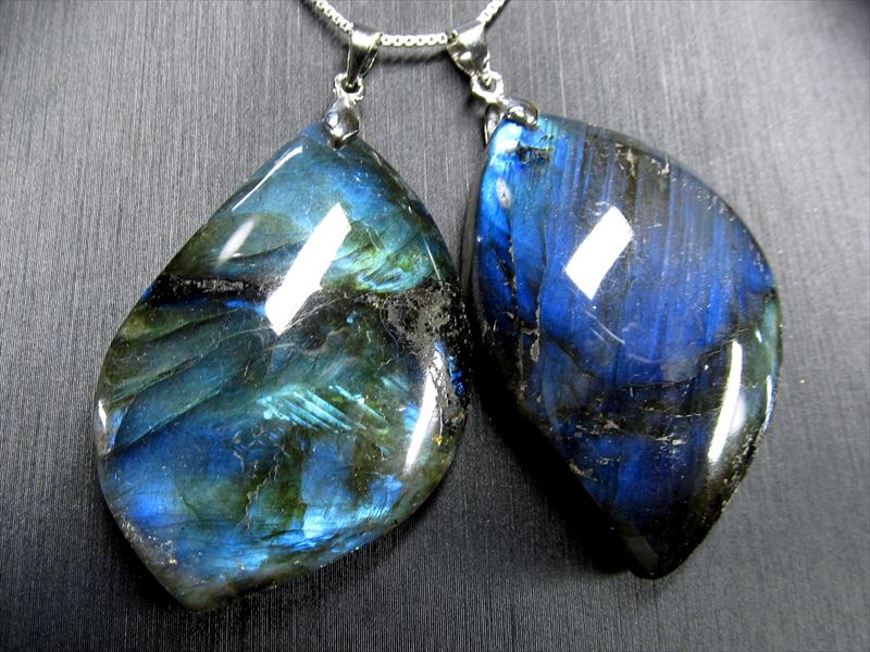 4A ラブラドライト さまざまな形のペンダントトップ 重さ14g-16g 極上