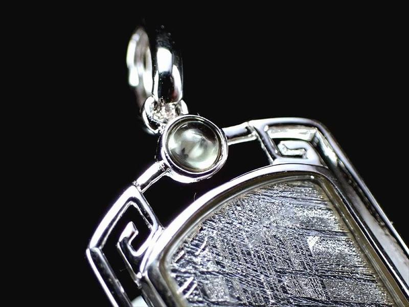 激安宣言 ギベオン 隕石 シルバープレートペンダントトップ