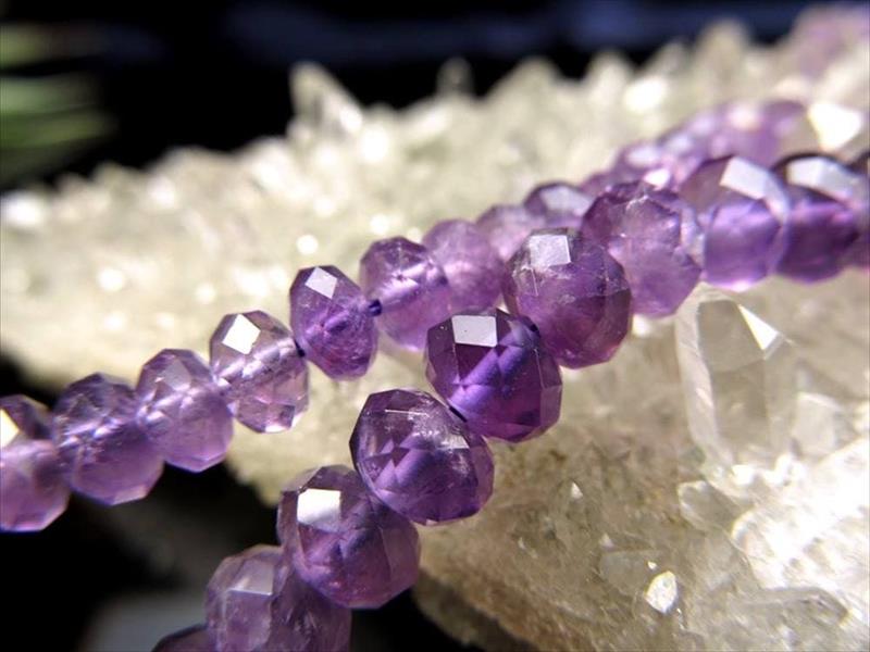 約5.5mm珠 アメジスト キラキラボタンカット 一連 約38cm-40cm 紫水晶