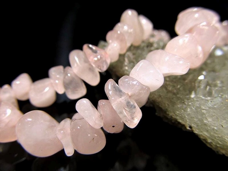 透明ローズクォーツ さざれ 連 約5mm-13mm 一連 約76-78cm ネックレス