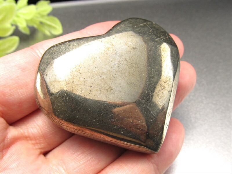 鑑定済み　希少　パイライト　原石　ハート型　金運アップ　邪気払い　パワーストーン 鑑定済み希少パイライト原石ハート型金運アップ邪気払いパワーストーン
