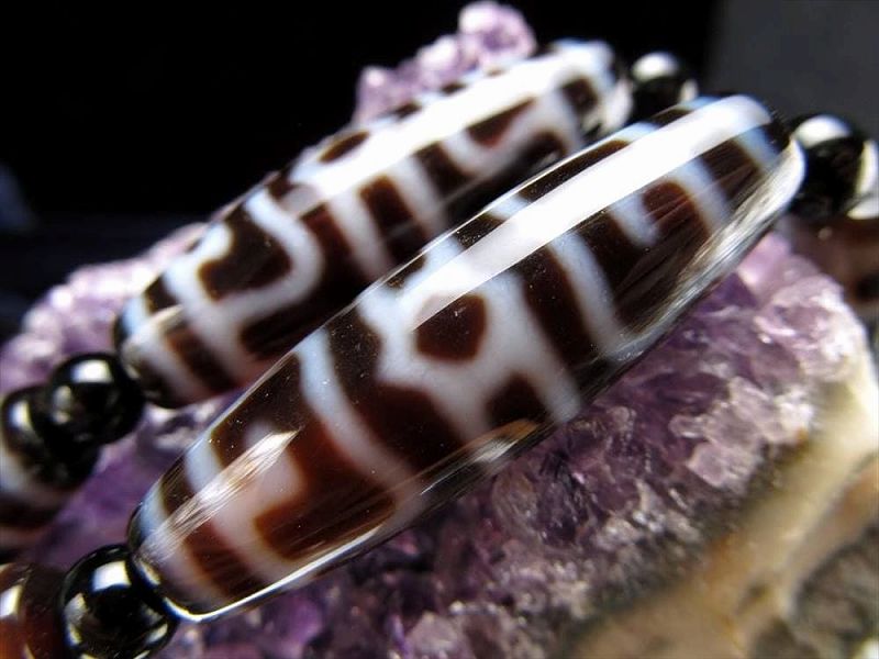 蓮師法帽天珠 連 天珠サイズ約37mm 一連5個付き 学業や事業の向上