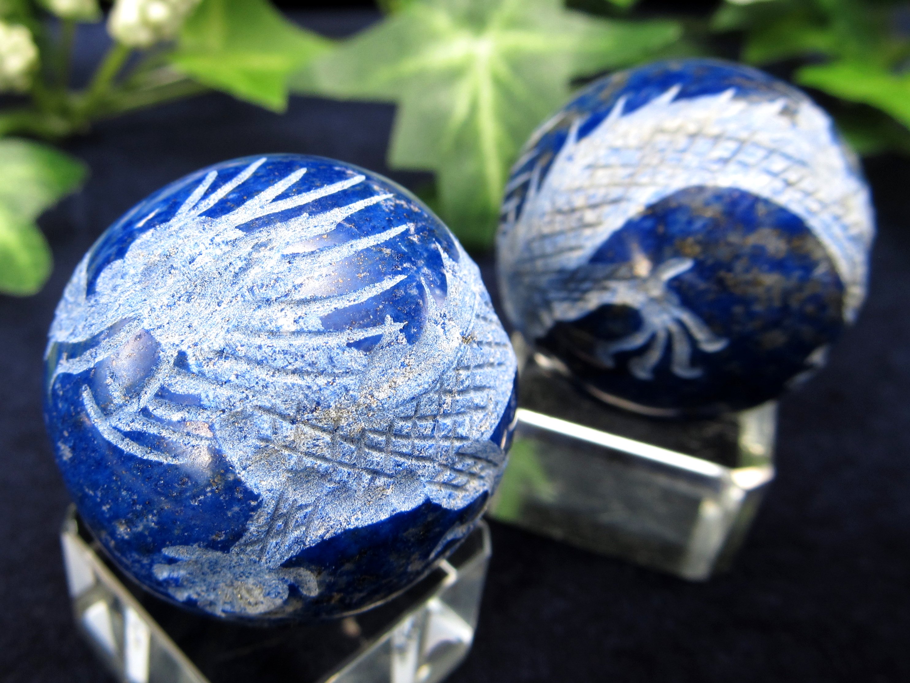 運気上昇・開運の象徴 五本爪龍彫り ラピスラズリ 丸玉 縁起物 開運