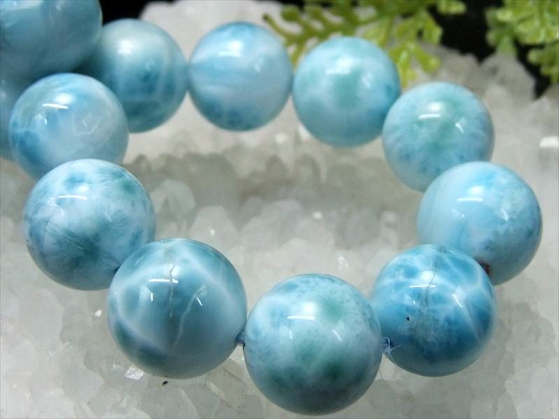 まとめ売り2本極上品質ラリマー ブレスライトブルー8.5mmとルチル8.5mm