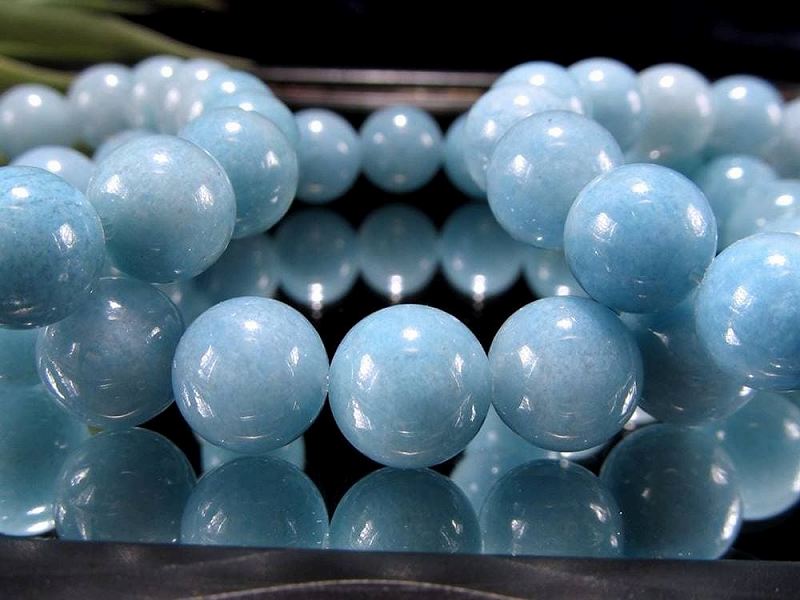 トロレアイト ピラミッド型 ブラジル産 【グラデーションキラキラ