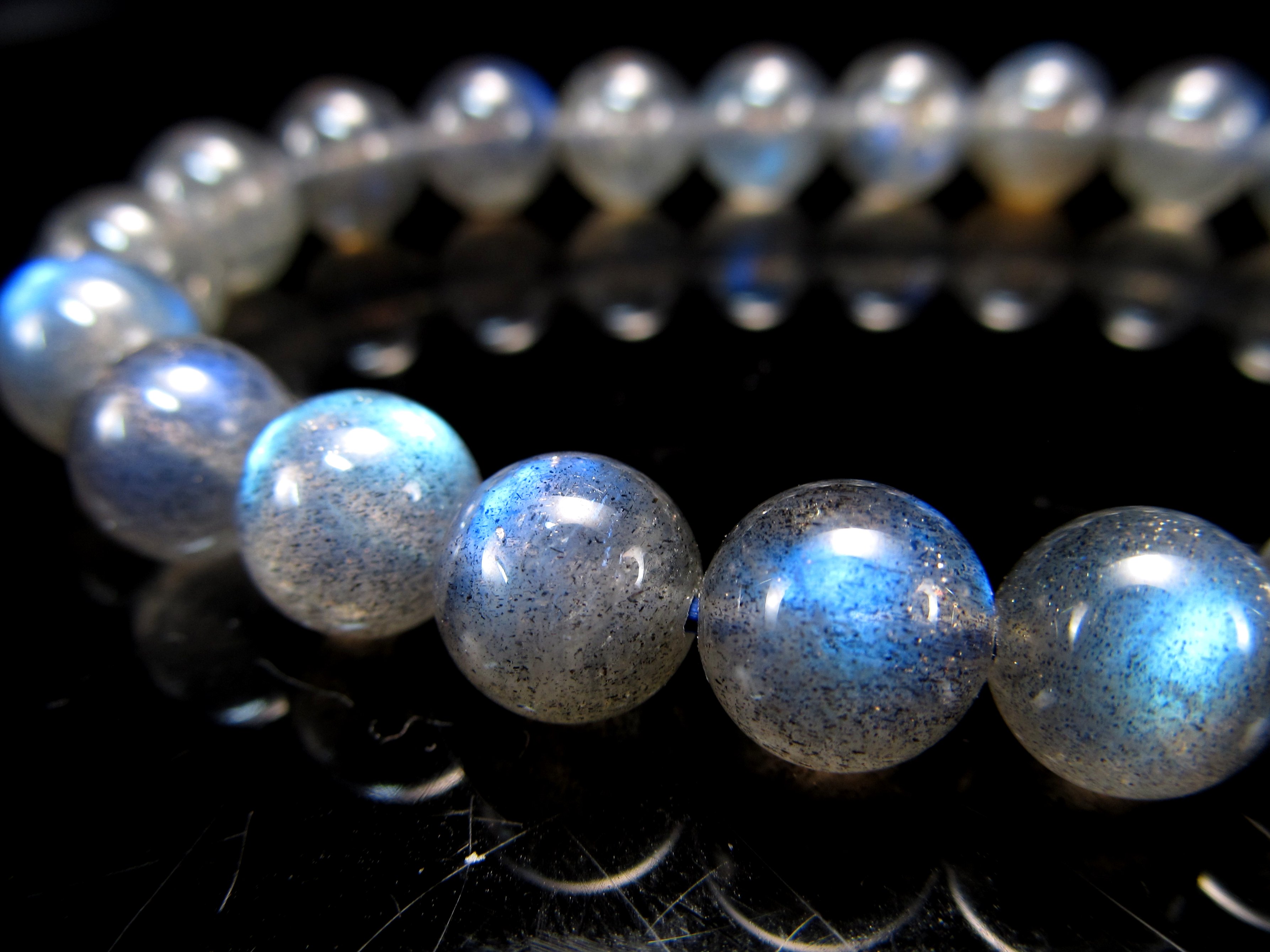 5A ラブラドライト ブレスレット 8.5mm×22珠 スペクトロライト 濃い