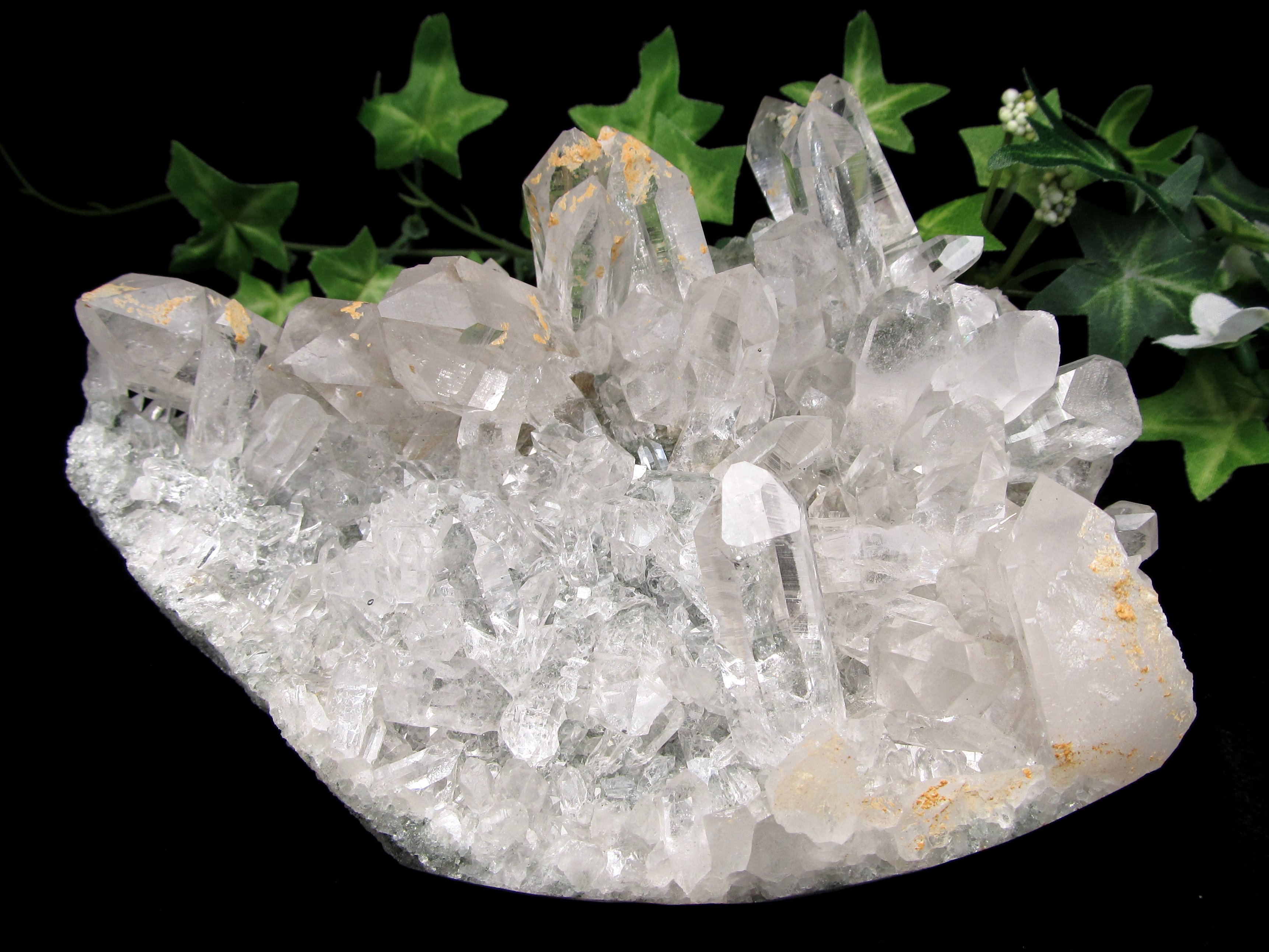 店頭展示中 ヒマラヤ山脈の最高品質水晶 マニハール産 水晶クラスター