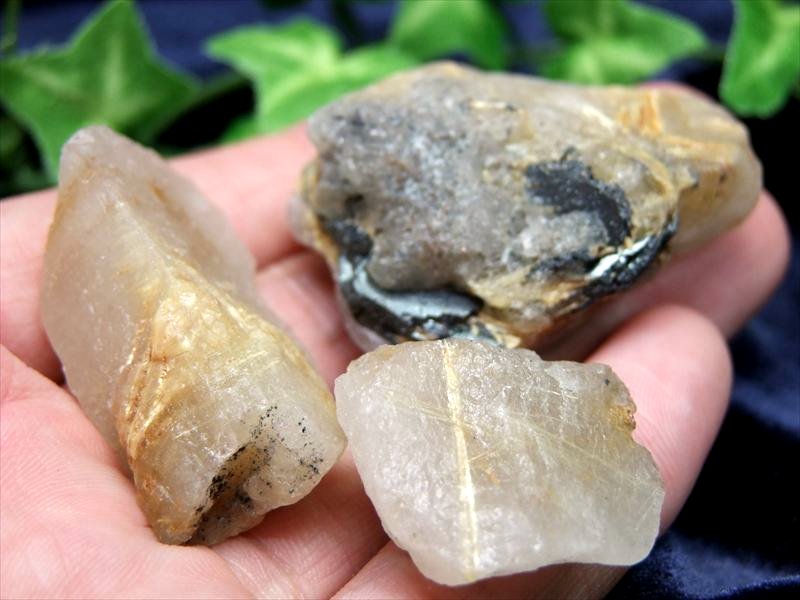 金針水晶原石 ゴールドルチル 原石 200gパック 小さめサイズ ゴールド