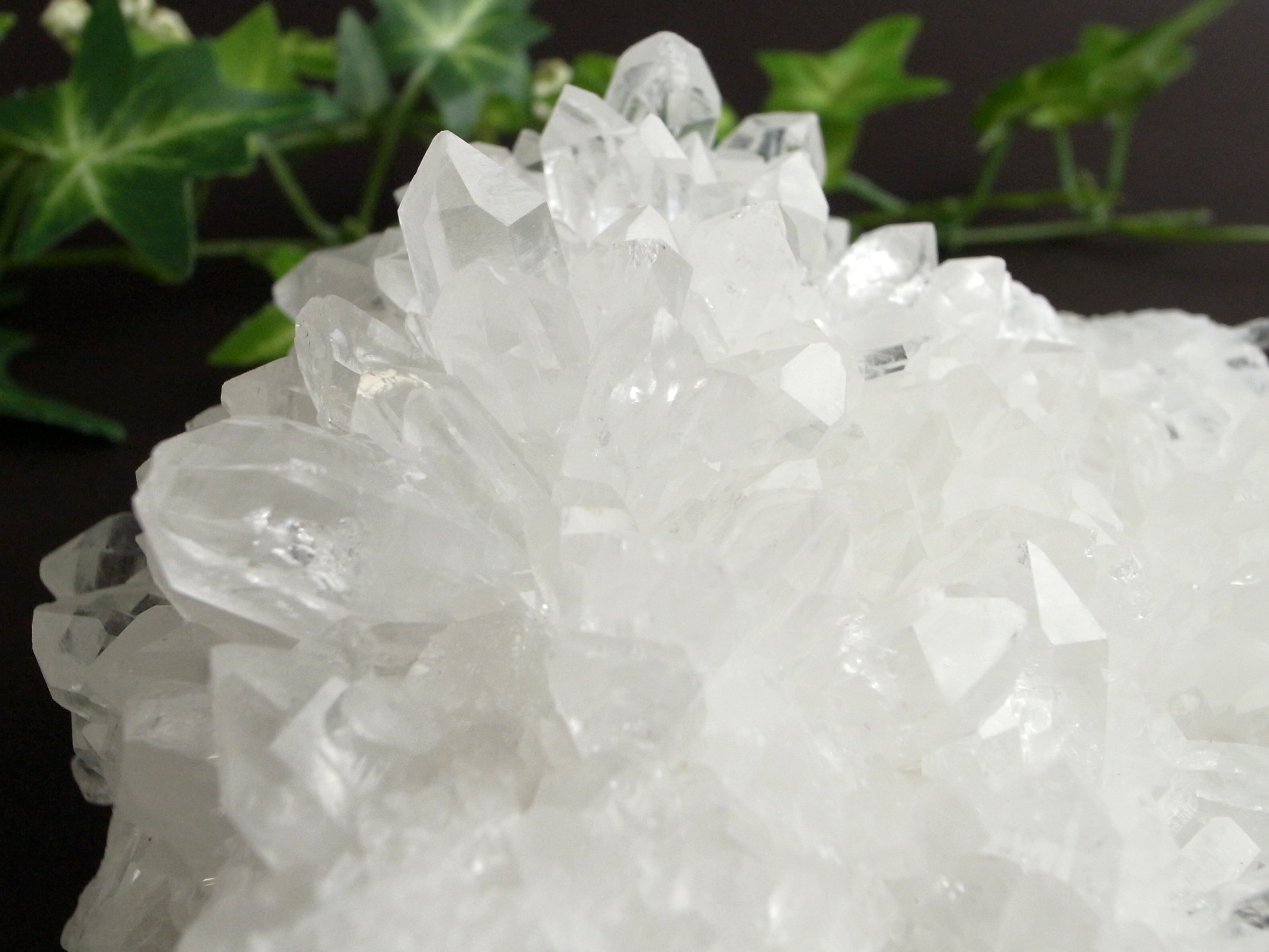 透き通る輝き 3A 四川 水晶 クラスター 幅 約128mm 重さ754g キラキラ