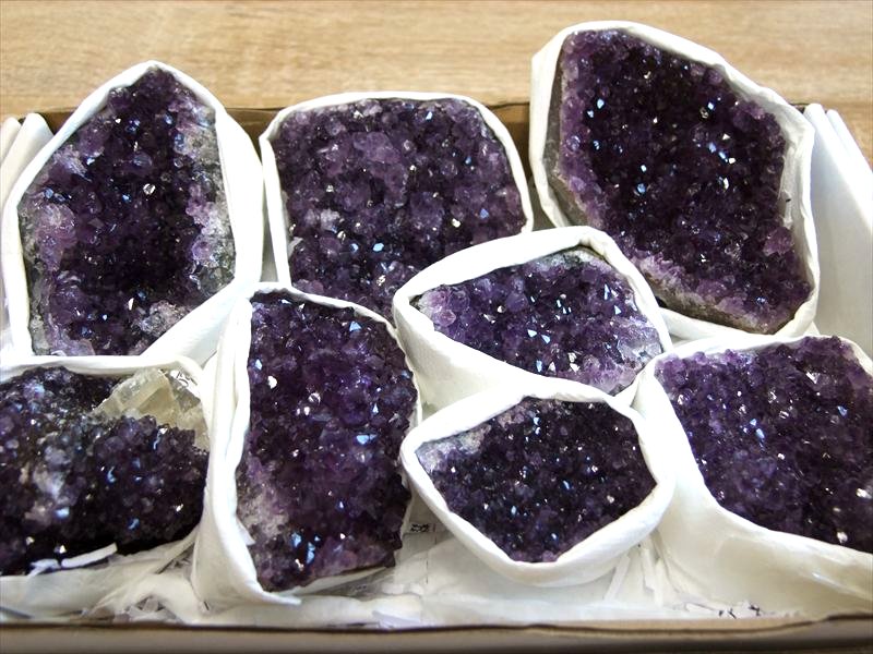 【期間限定割引】ブラックアメジスト(クラスター) 1,196グラム 特別価格/希少]インド/マハラシュトラ州産ブラックアメジスト