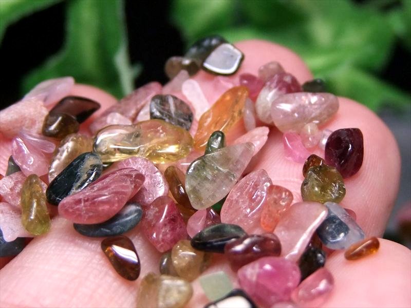 小粒で透明 宝石質有り 色とりどり全カラー MIXトルマリン さざれ 100g