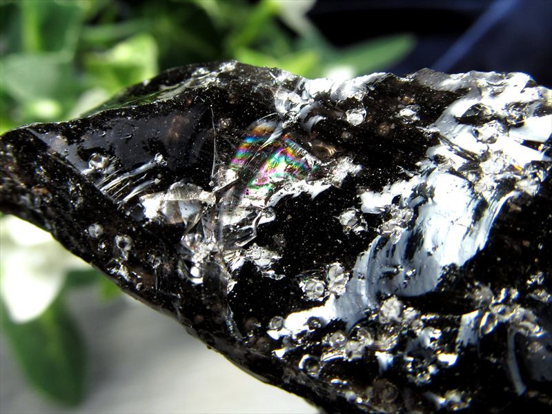 満天の星のような黒曜石 クリストバル石入りオブシディアン 黒曜石