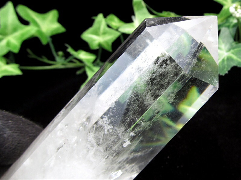 虹入り エンジェルラダー入り 水晶ポイント 六角柱 専用木製台座付