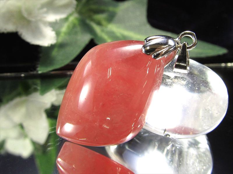 高品質！！しずく型インカローズペンダントトップ　※チェーンなし インカローズ ペンダントトップ リーフ型 石サイズ縦約23mm 約5.8g 艶