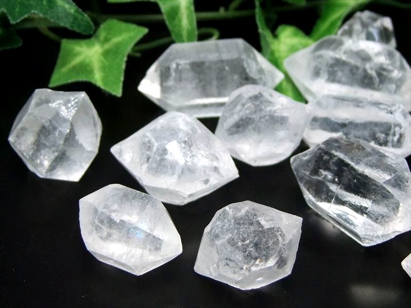 天然の両剣水晶 ジンバブエ産 ダブルポイントクォーツ 両剣水晶 50g