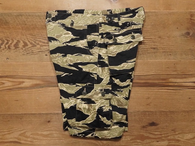 な*）様 バズリクソンズ BR51904 ゴールドタイガーパターンズ　ショーツ BUZZ RICKSON'S RICKSON'S GOLD TIGER PATTERNS SHORTS [BR51904