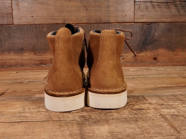 Danner マウンテンライト ベージュスエード 26.0 箱タグ付き Danner マウンテンライト ベージュスエード 26.0 箱タグ付き