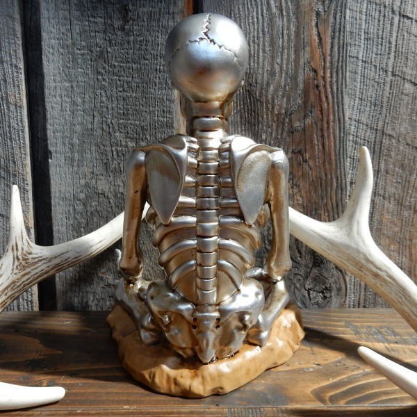 光る LED メタリックドクロ 瞑想 MEDITATION METALLIC SKULL オブジェ