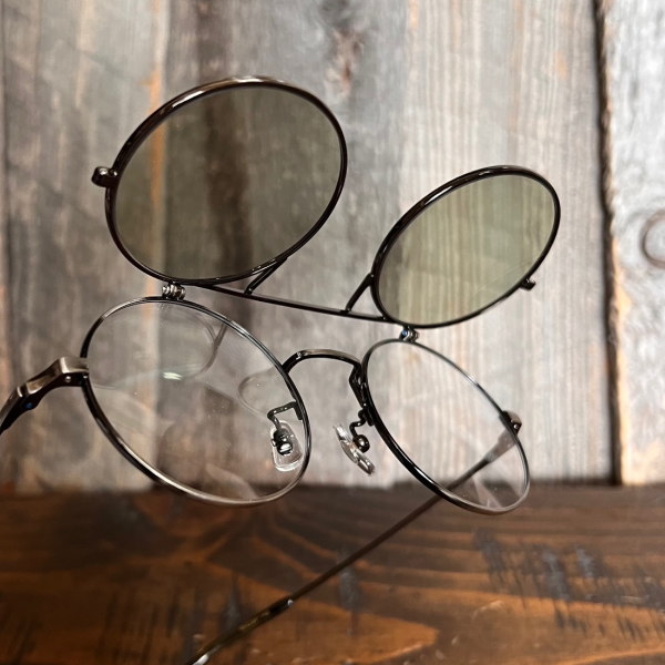 JOHN LENNON ジョンレノン 正規品 レトロ 跳ね上げ サングラス