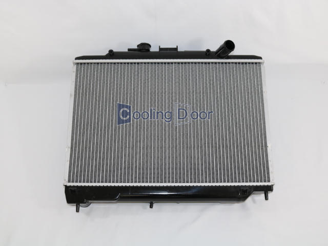 【美品】 ☆フォワード ラジエター【8-98139-322-0他】FRR90・FSR90☆M/T パーツ