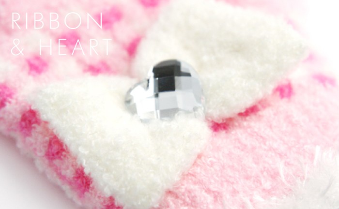 ハート型のラインストーンの画像