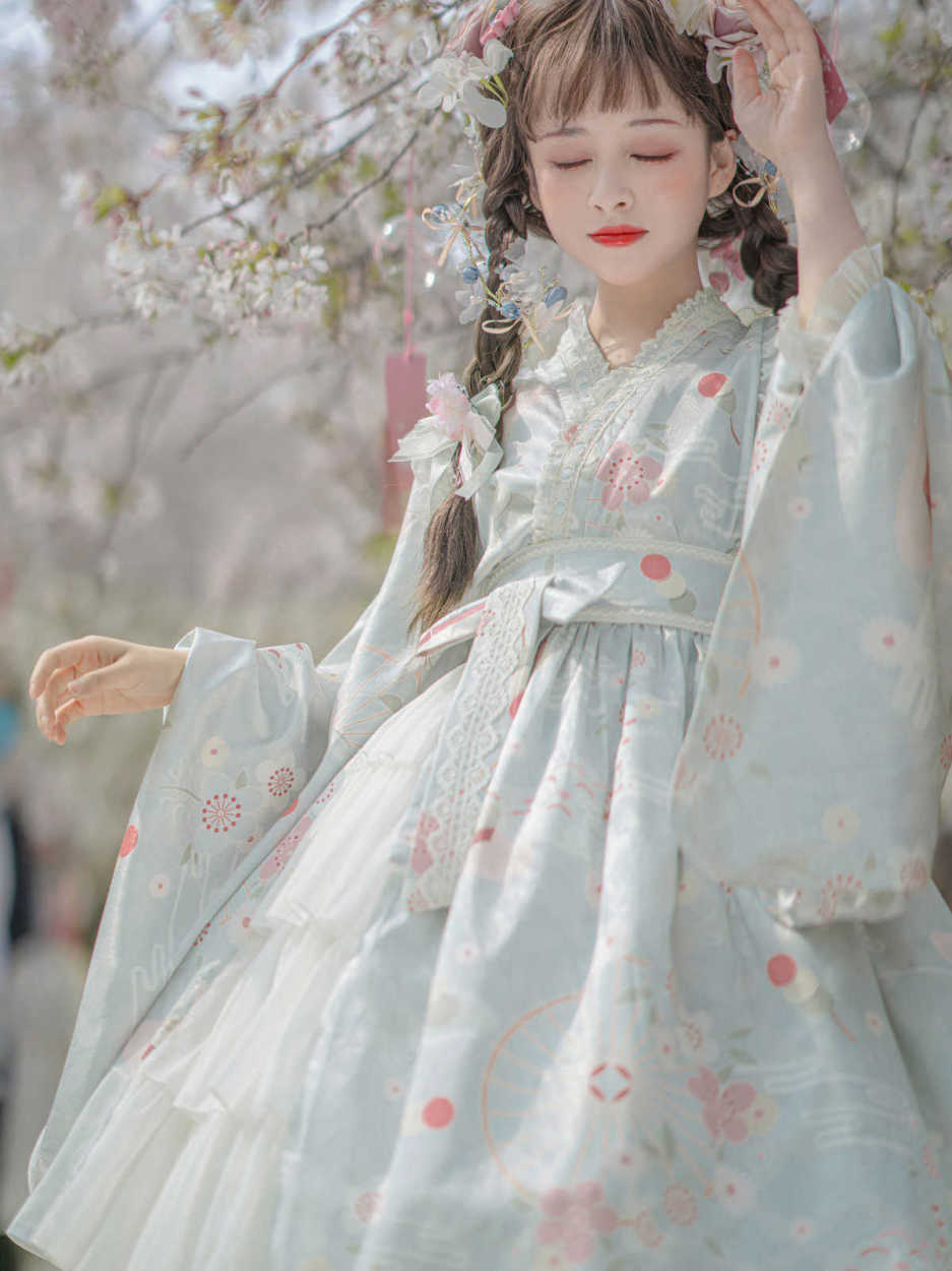 オリジナルlolita 刺繍入り プリント ロリータJSKワンピース　L276＃ Lolita ロリータ ジャンパースカート ワンピース ドレス