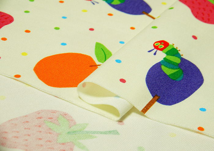 はらぺこあおむし 布