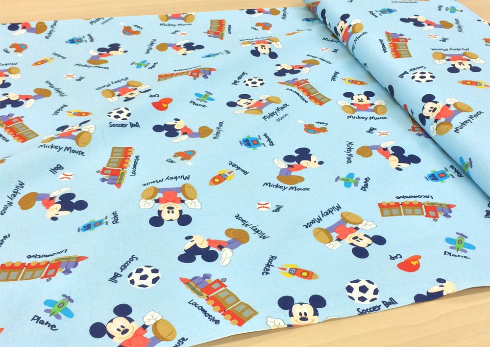 キャラクター生地ミッキーマウス