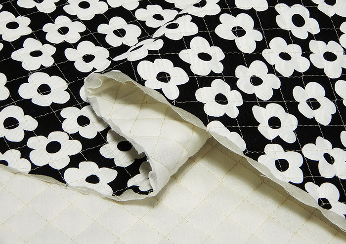 キルティング生地 花柄 子供 キルト 布 マリメッコ風 北欧調 女の子 黒
