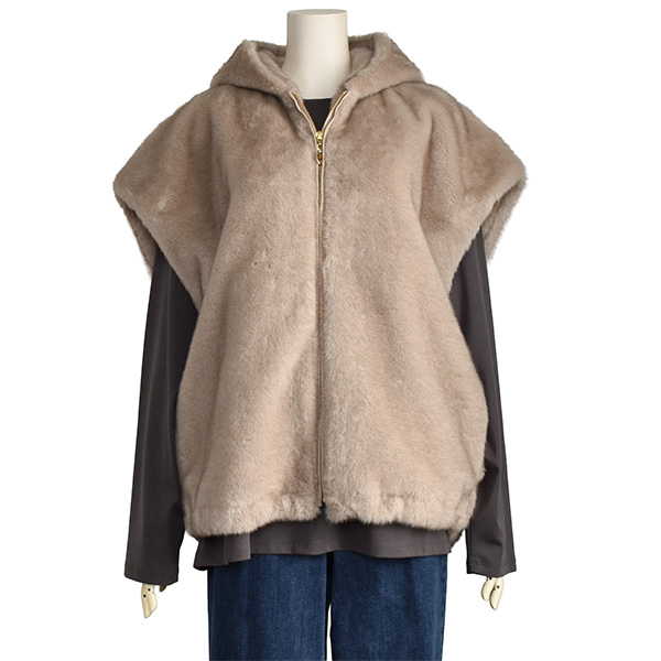 雑誌掲載 パシオーネ ファー ペプラム ダウンベスト ツートン M ベージュ 雑誌掲載 パシオーネ ファー ペプラム ダウンベスト ツートン M