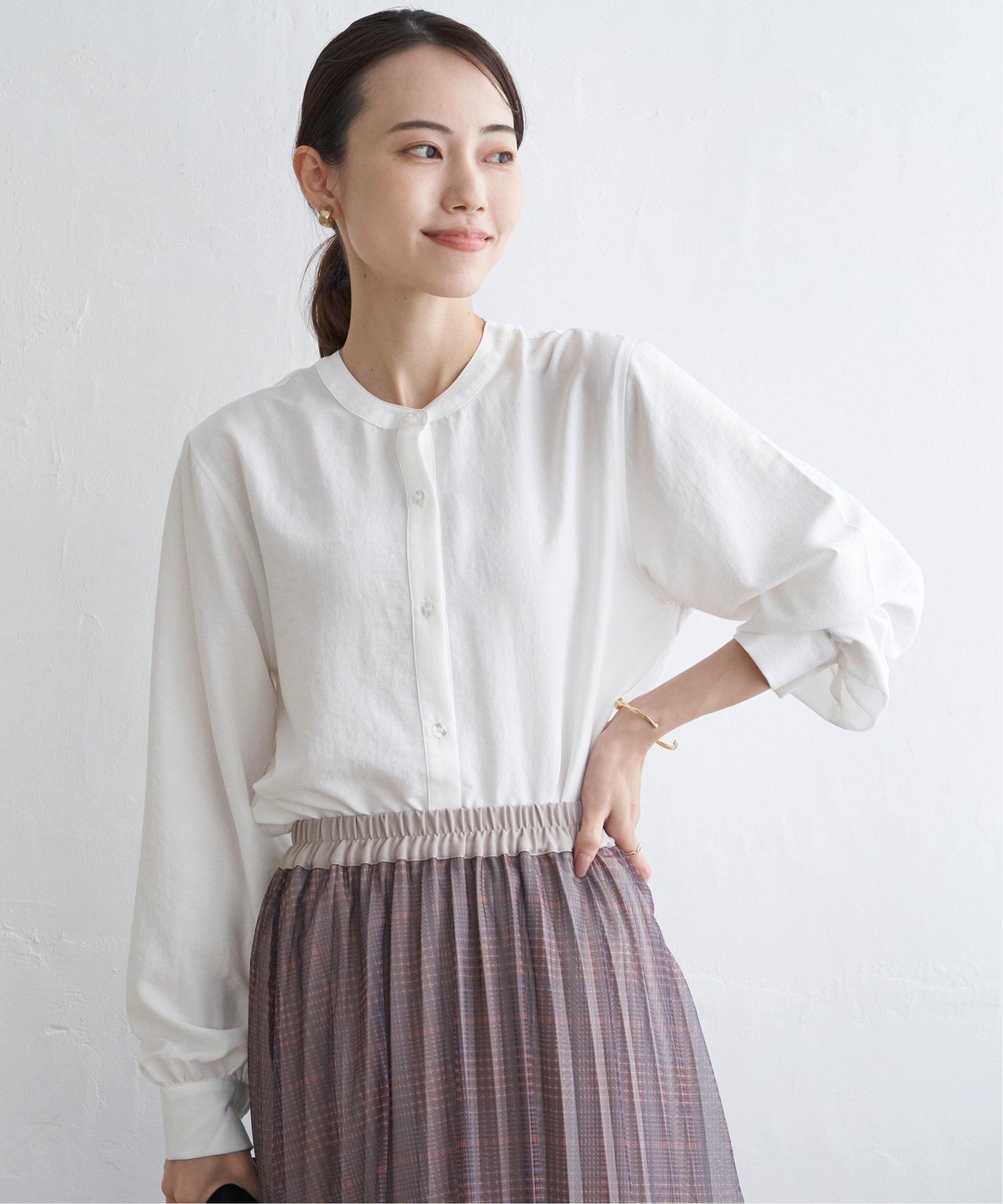 ikka（イッカ） 【雑誌InRed10月号掲載】前後2WAYバンドカラーシャツ