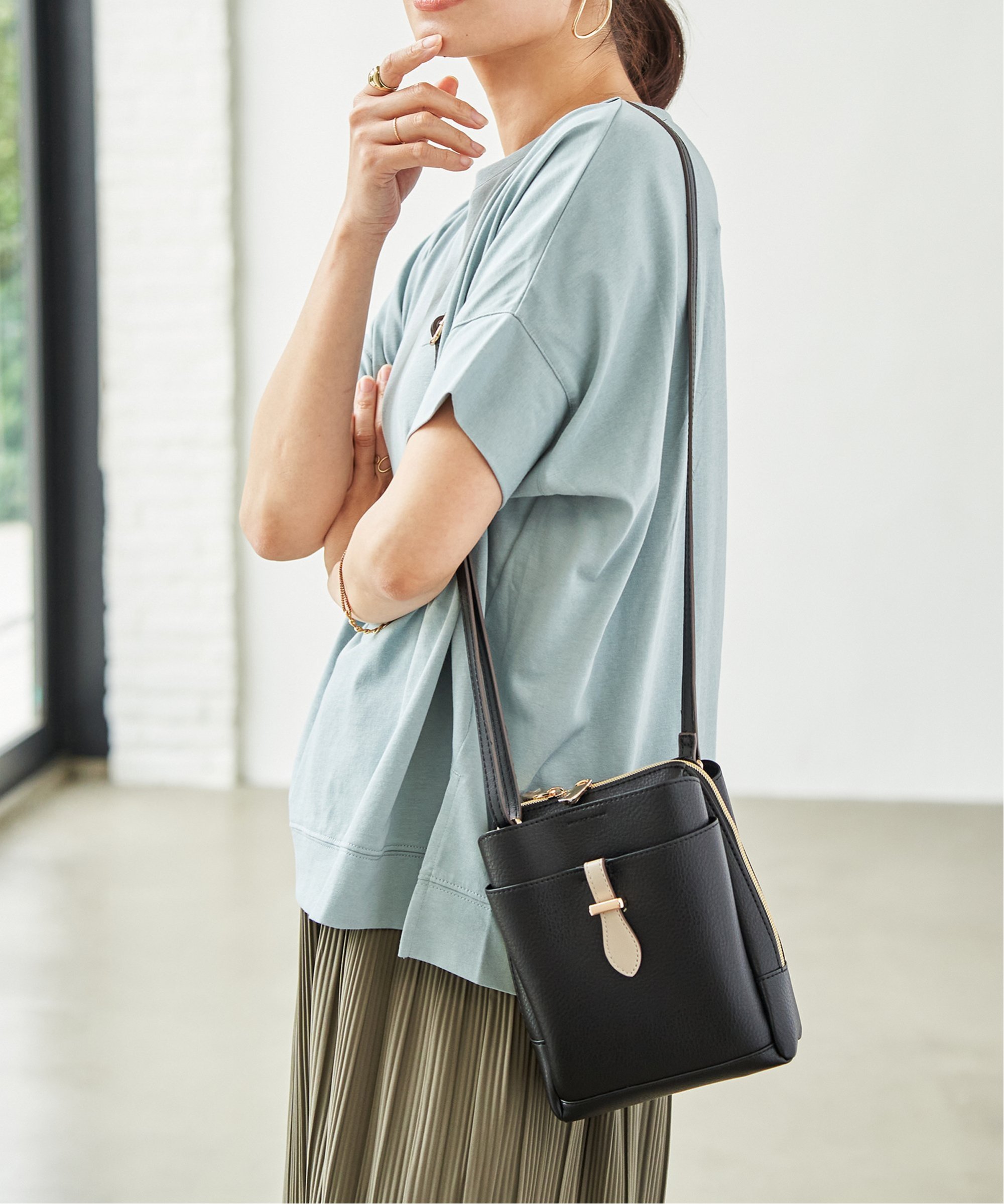 ikka（イッカ） 三層ミニショルダーバッグ : COX-ONLINE SHOP ヤフー店