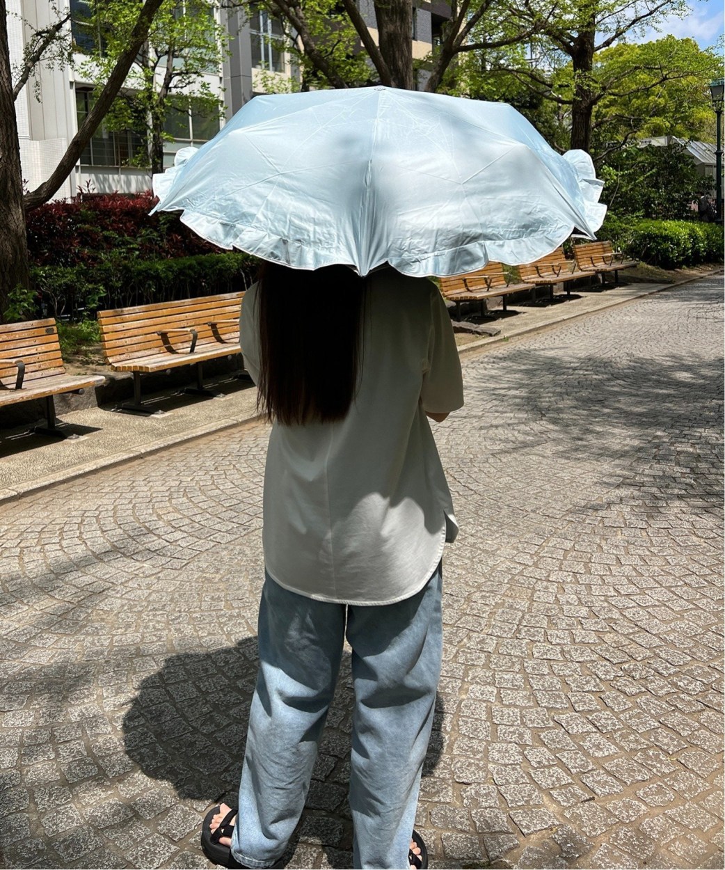 ラウンドフリル 遮光 折りたたみ傘 日傘