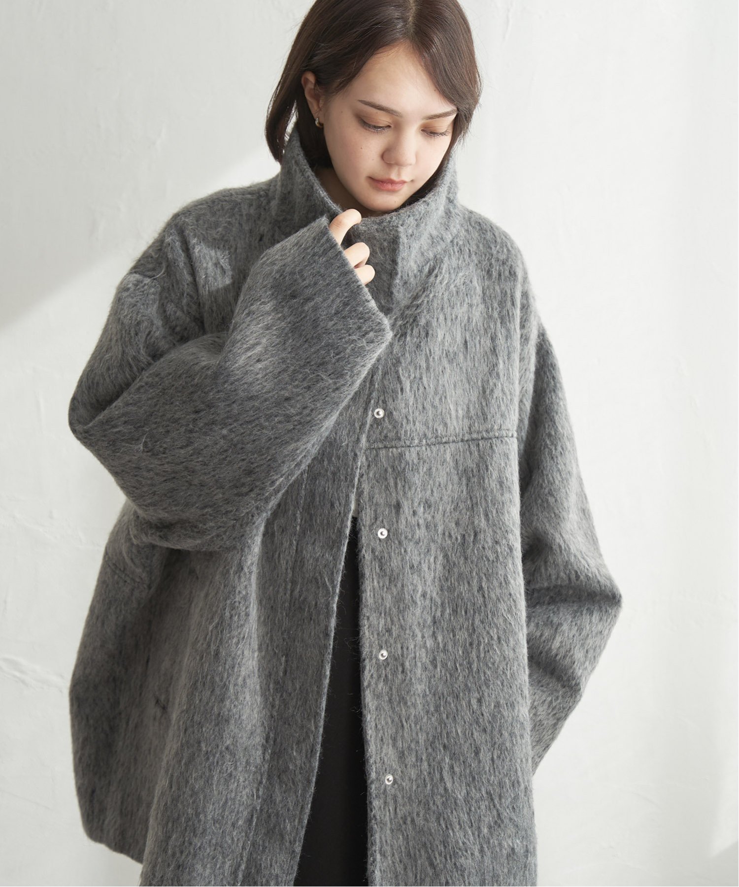 notch. 【 notch. by yui 】シャギースタンドカラーコート : COX