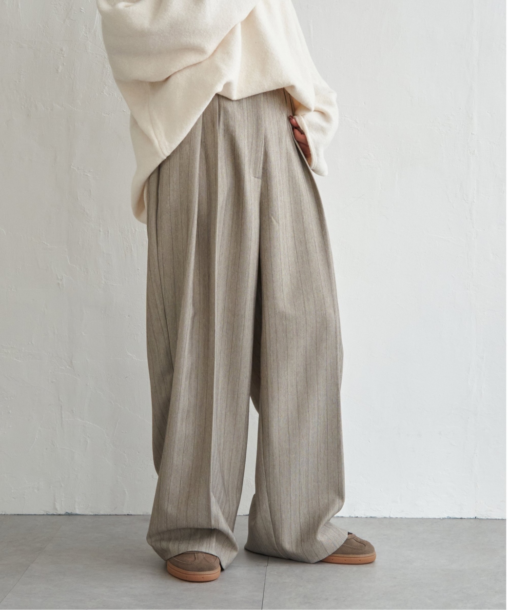 notch. 【 notch. by KASUMI 】 ストライプトラウザーパンツ : COX