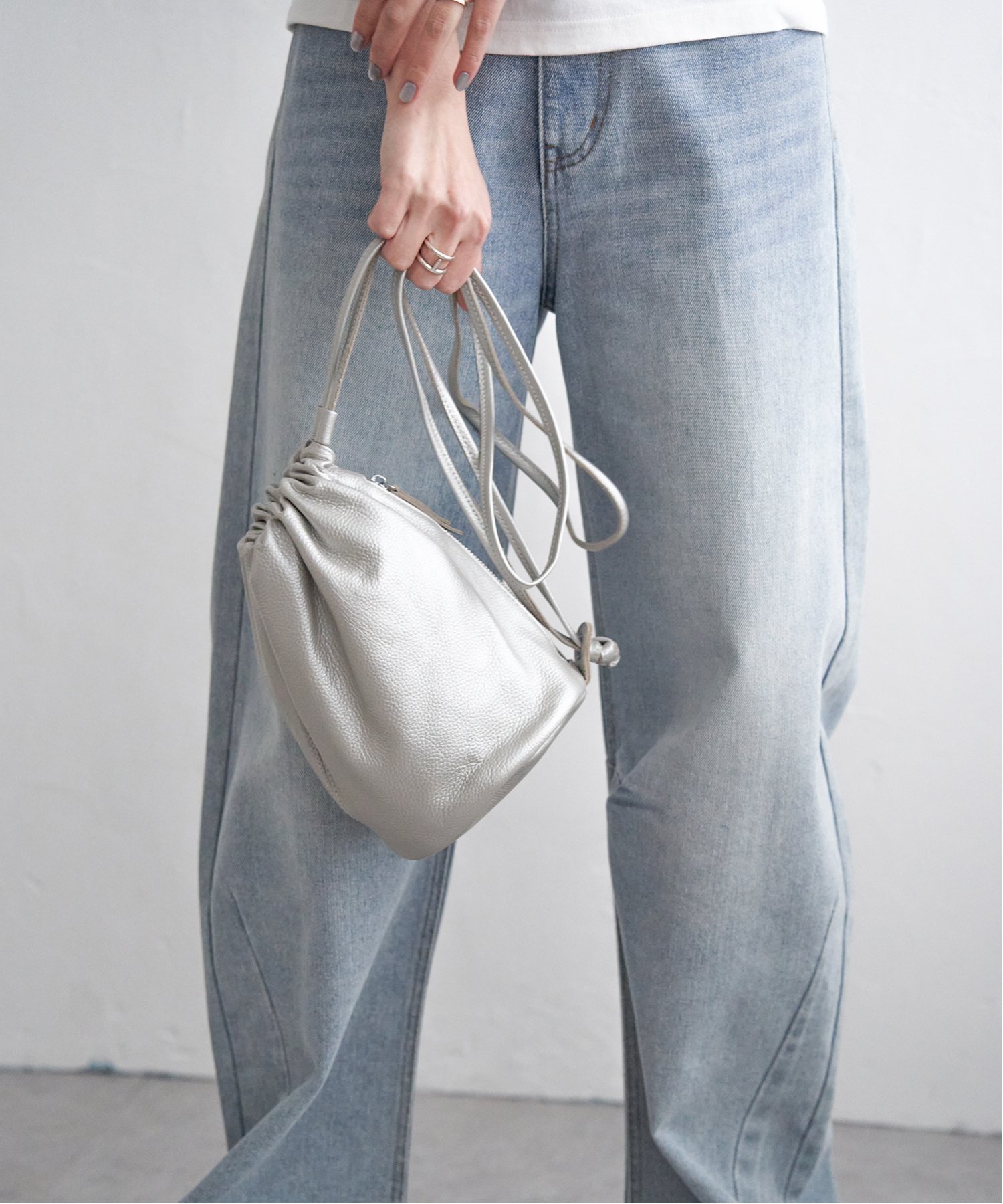 notch. 【sweet web掲載】COOCO シュリンクレザーロングショルダー巾着 