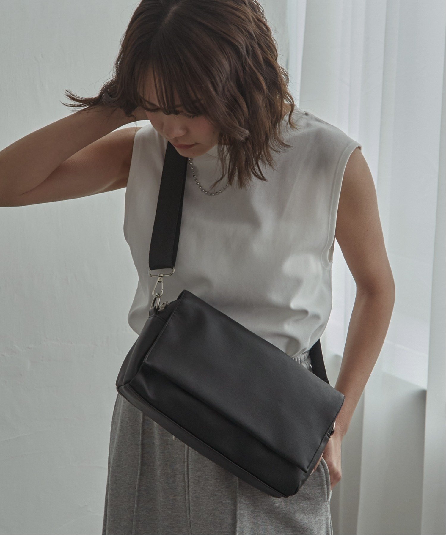 notch. フラップショルダーバッグ : COX-ONLINE SHOP ヤフー店 - 通販