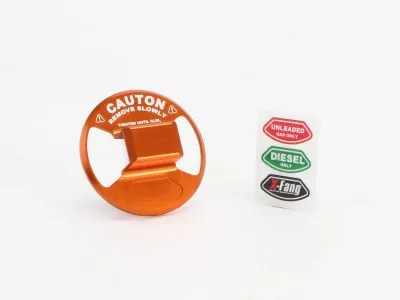 X-Fang：デリカミニ／トライトン』ビレットフューエルキャップカバー