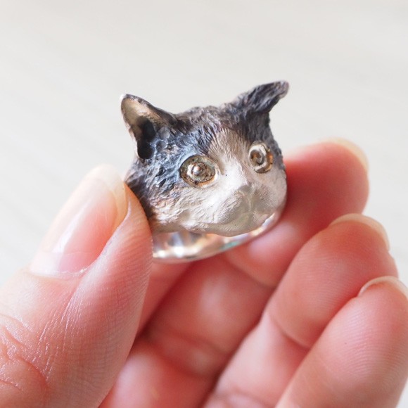 DECOvienya猫リング 手作りアクセサリー ネコのリング DECOvienya（デコヴィーニャ