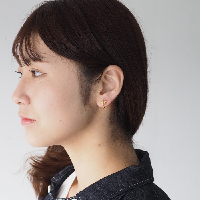 sasakihitomi(ササキヒトミ) お星さまイヤリング 真鍮 18金