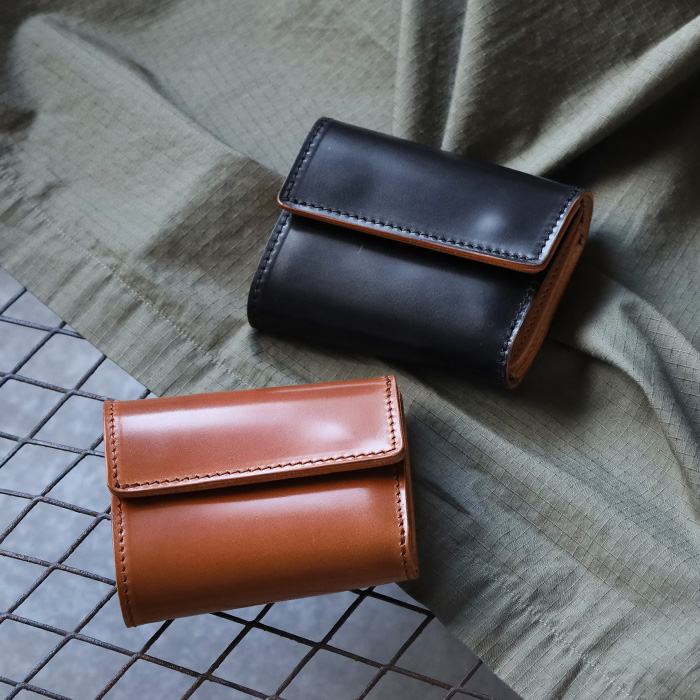 Re-ACT (リアクト) コードバンレザー 三つ折り財布 (小銭入れ付き