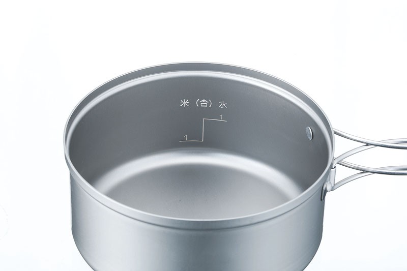 UNIFLAME(ユニフレーム) ごはんクッカープラス No.667613 Amazon.com: UNIFLAME No. 667613 Rice Cooker Plus: Home & Kitchen