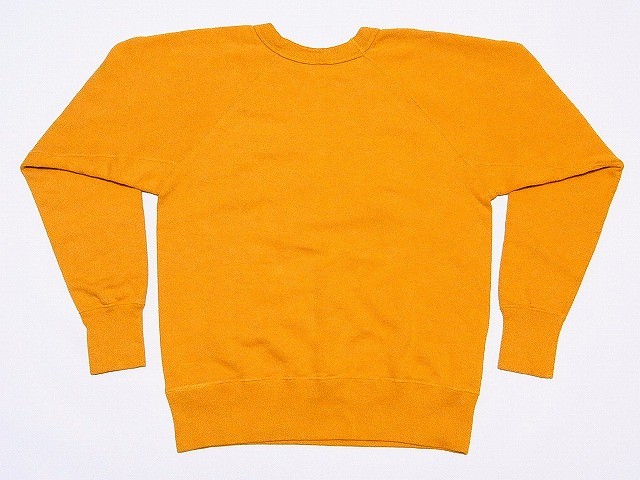 sportswear スポーツウェア　スヌーピー スウェット　ラグラン　黄色 60-70年代 スポーツウェア マスタードイエロー ラクラン 半袖