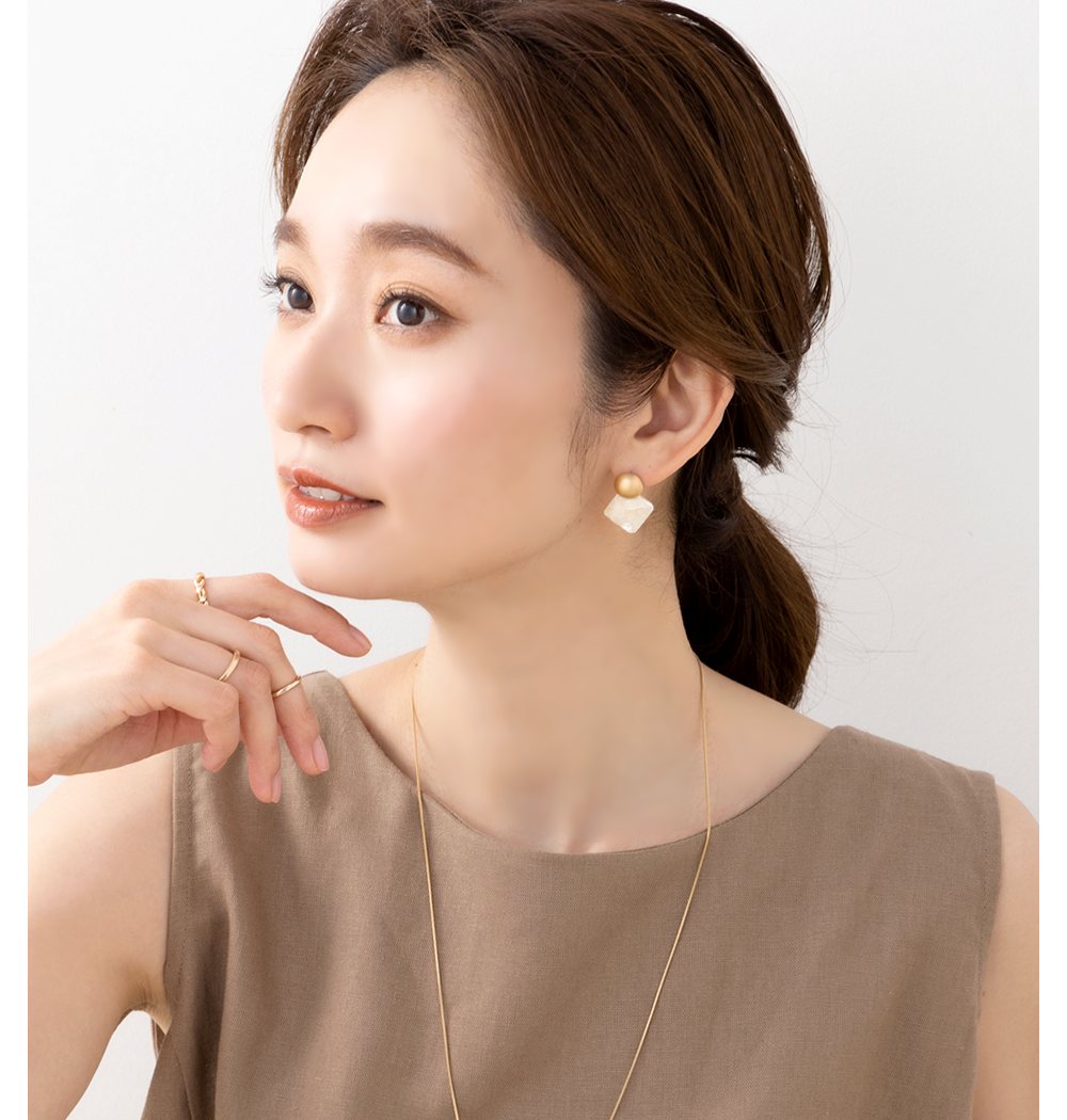 Cream dot. ピアス レディース 揺れる シェル マット 艶消し
