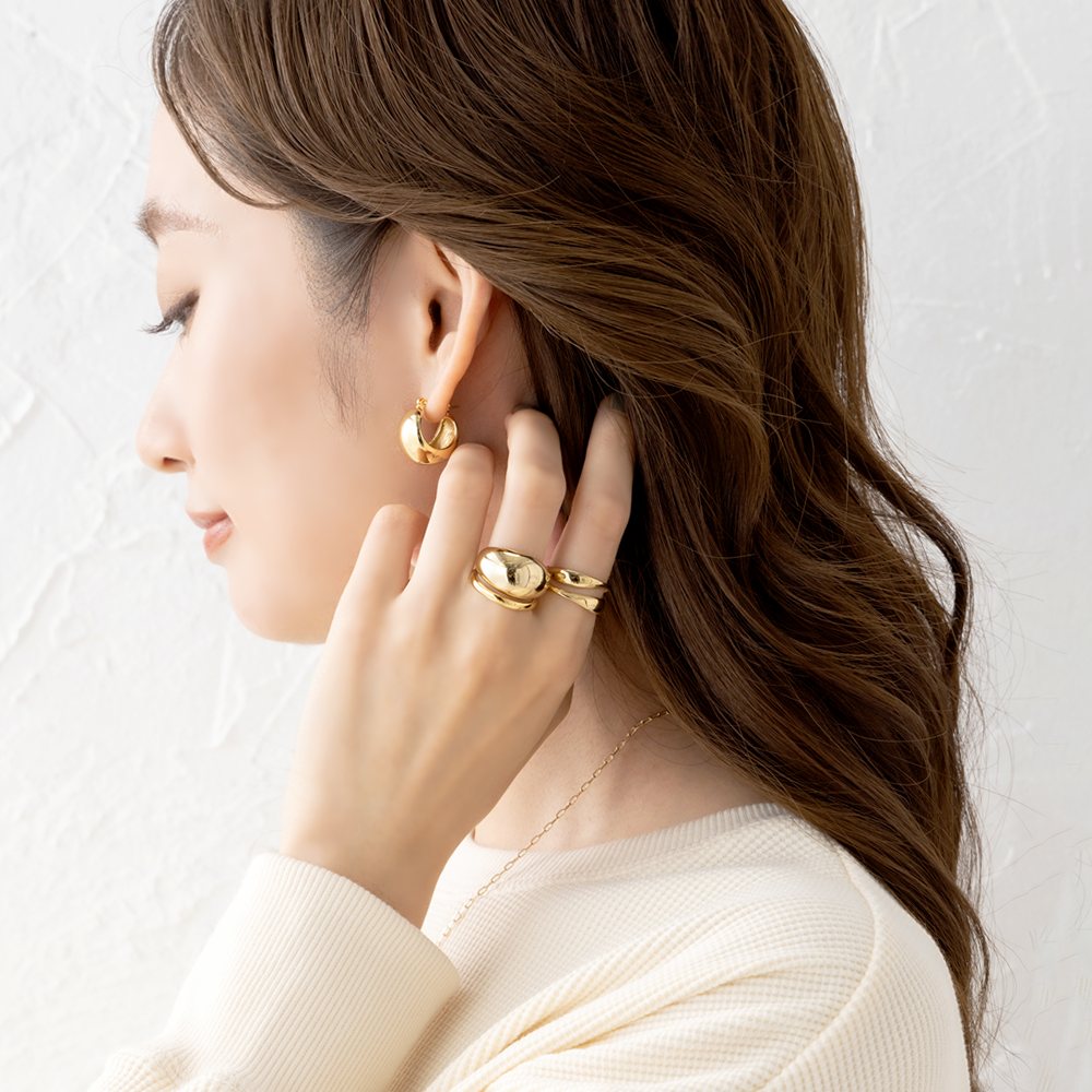 035A☆【高品質✨】ピアス　フープ　ぷっくり　しずく　シンプル　ピンクゴールド PANDORA ピアス アシンメトリカル ハート ゴールド フープ