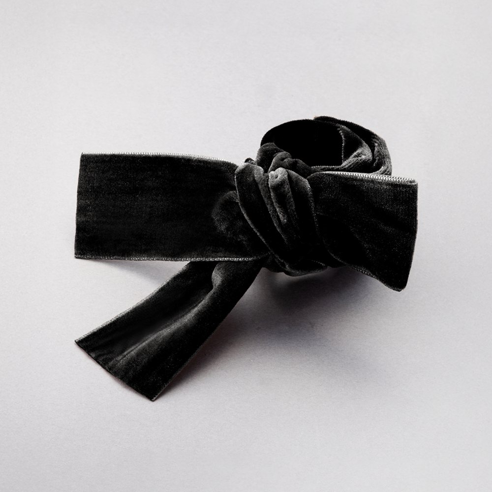 Cream dot. クラップカフ ベロア リボン アシンメトリー ポニーフック